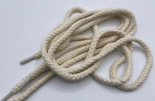 Load image into Gallery viewer, Beige chunky shoelaces, 6 mm Thick, 140 cm for any Sneakers